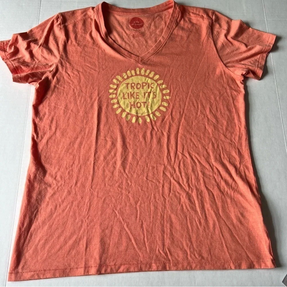 Life is Good cool tee v neck “tropic like it’s hot” sun coral and yellow tee L